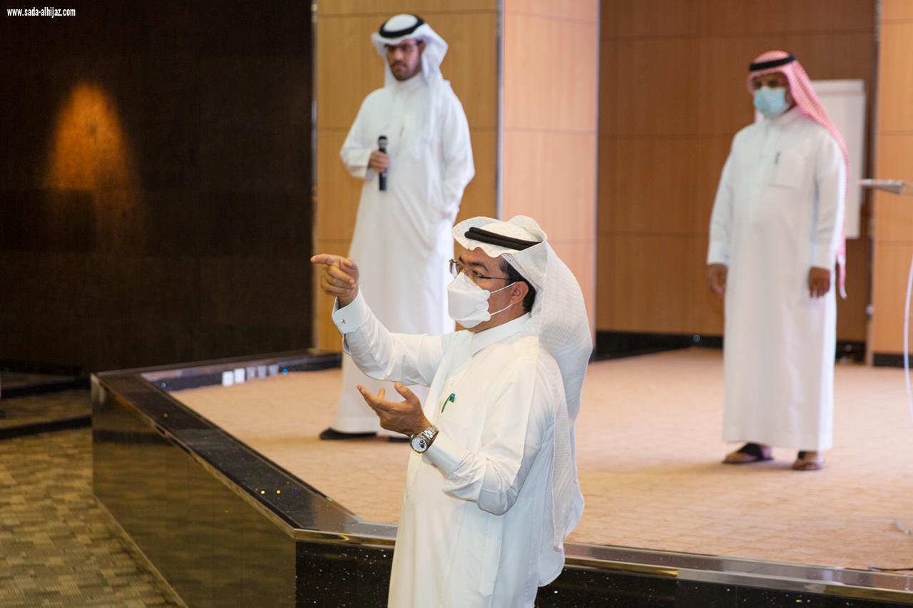 أمين عسير : معالجة التشوه البصري على رأس أولوياته 