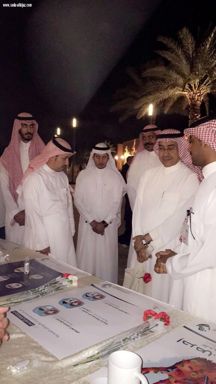 تحت شعارمكافحة العدوى مسئولية الجميع الصحة تنفذ عددمن البرامج لتوعية من الأمراض المعدية بالأماكن العامة