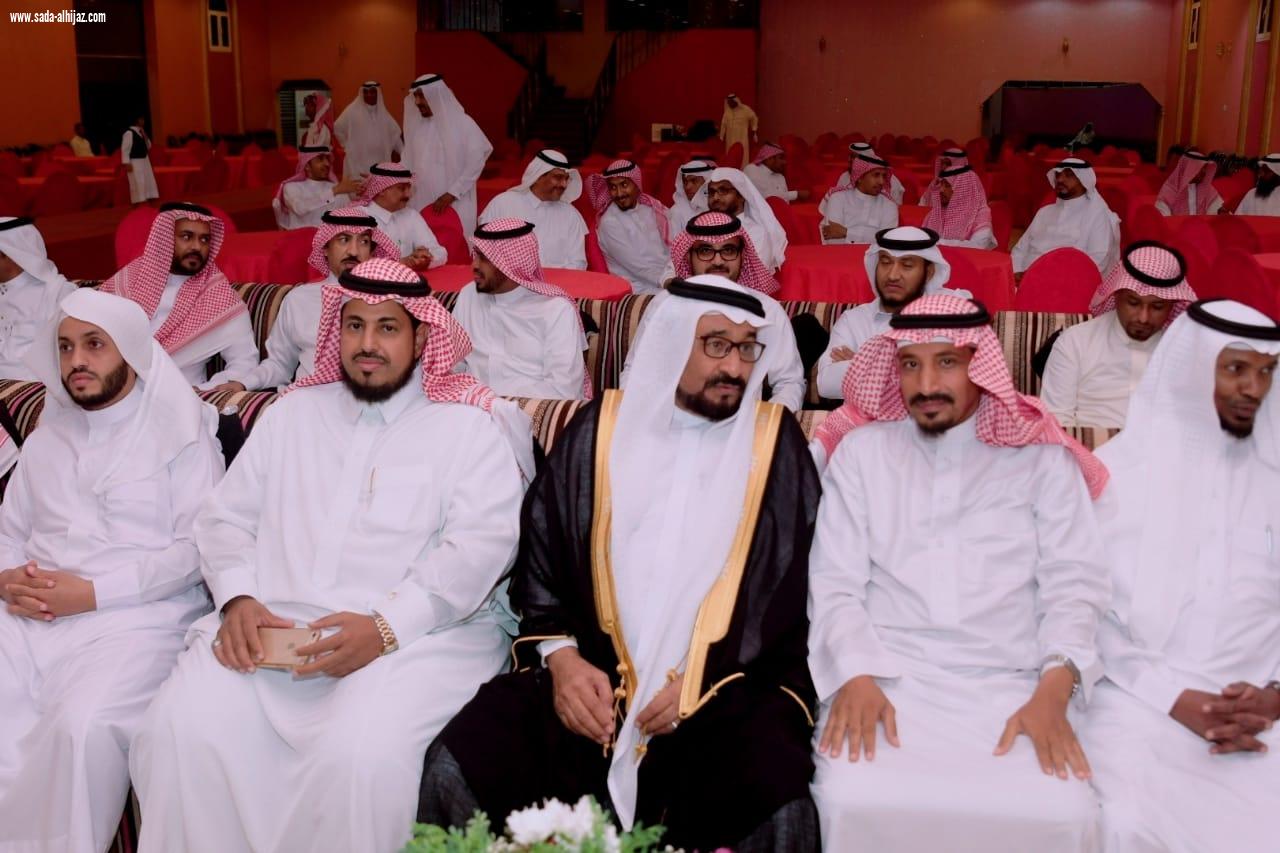 بالصور مدير مكتب تعليم صامطة يرعى حفل تكريم المشرفين التربويين والمرشدين الطلابيين المتقاعدين