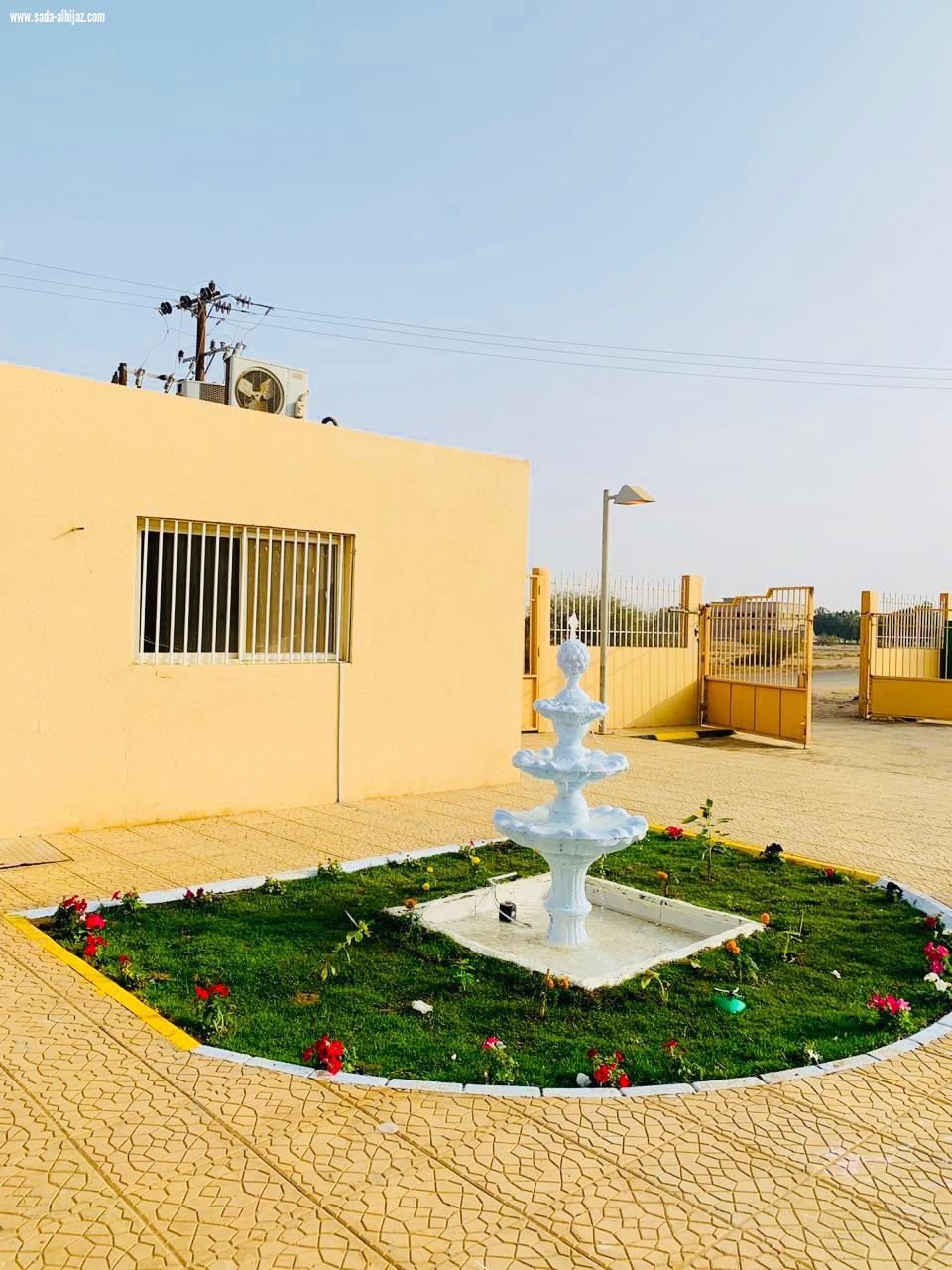 بحضور مدير صحة جازان الدكتور النجمي محافظ صامطة يدشن مشروع تطوير بيئة العمل بالقطاع الجنوبي