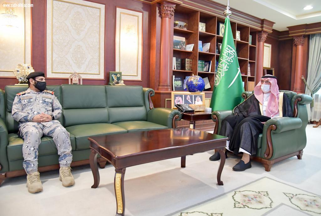 سمو أمير جازان يطلع على الخدمات الإلكترونية المقدمة لمستفيدي حرس الحدود بالمنطقة ..