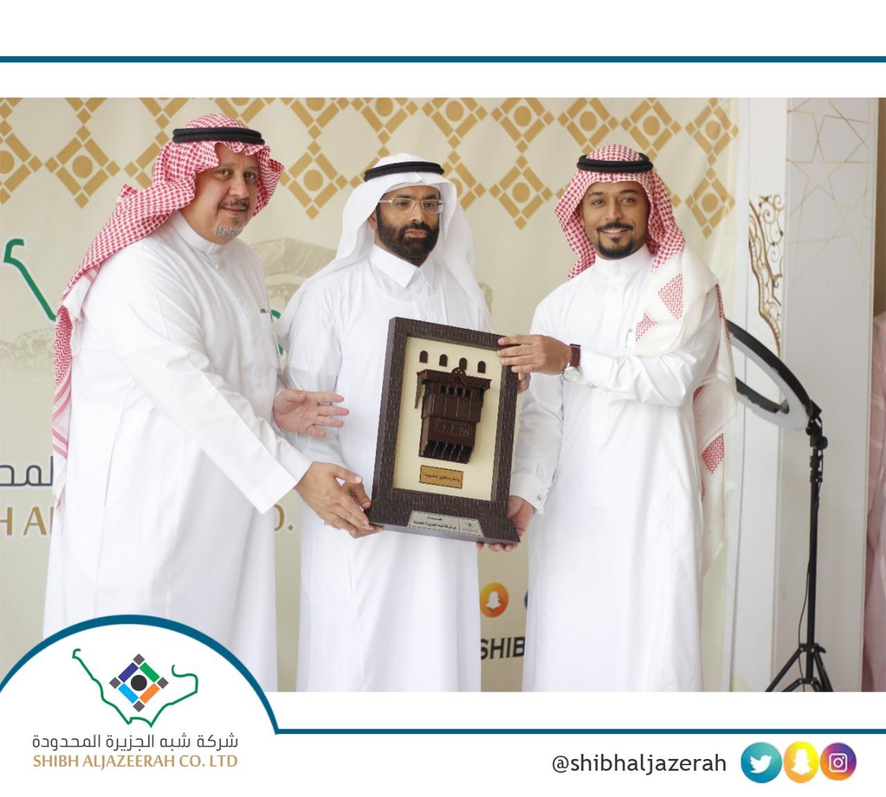 إنطلاق حرفتي إنطلاقي دعماً للتوطين والصناعات الحرفية ومدير سياحة مكة يزور معرض بأيدي مكية