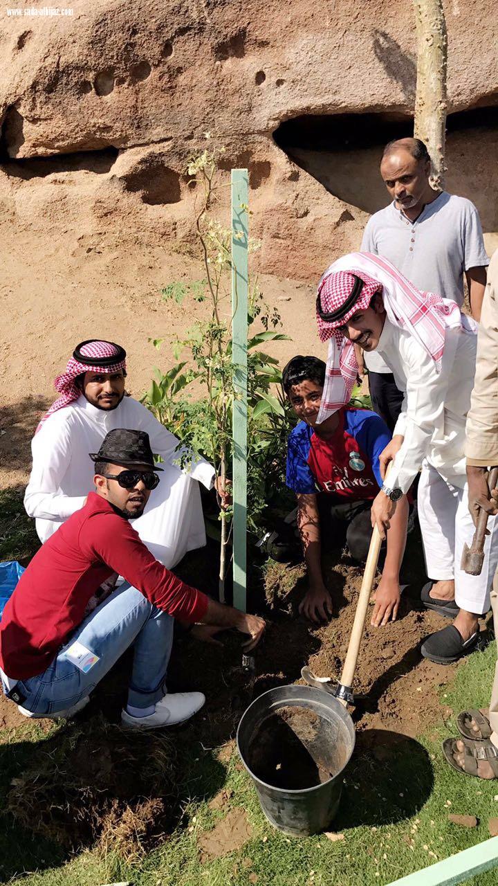 أمين الطائف يدشن حملة  اغرسها لتشجير الطائف