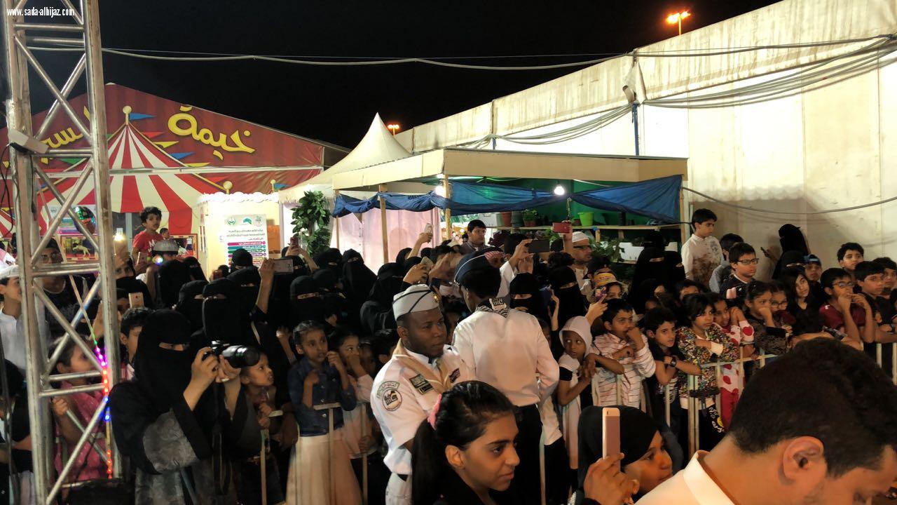 توؤم سعادتنا عبدالله وعبدالرحمن  العنزي يبدعوا في ربيع النوارية ويشكرون اطفال مكة