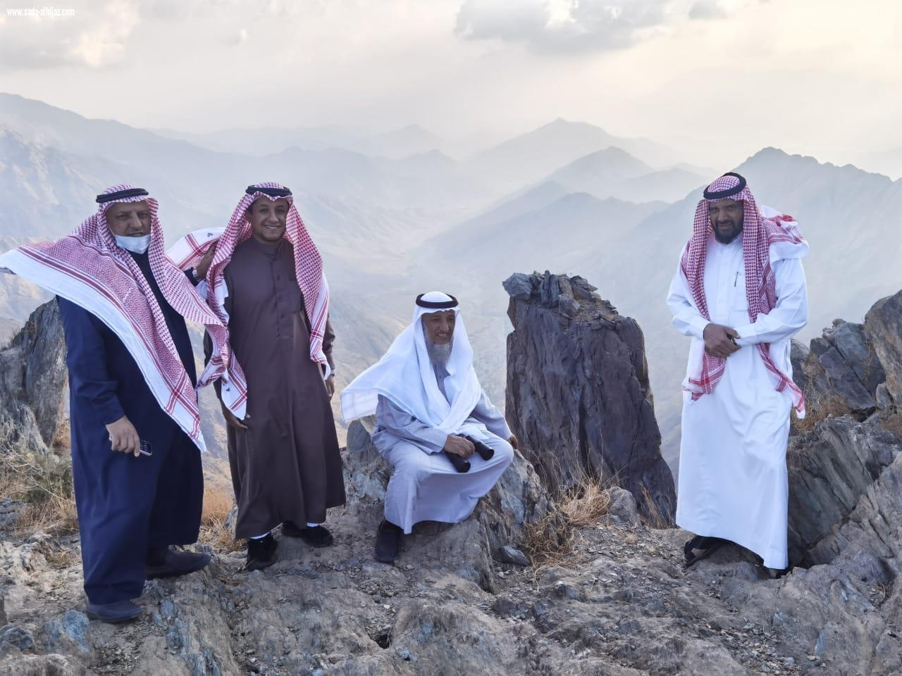 بلدي الباحة يحدد مواقع استثمارية في قرية خفة .. 