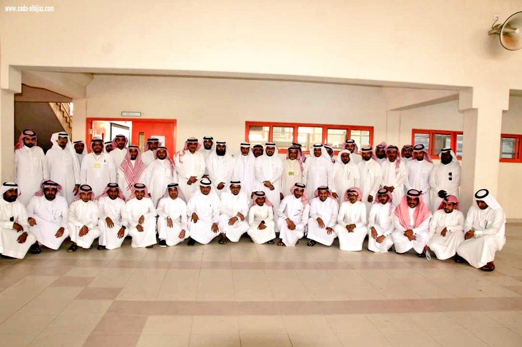 بحضور مدير إدارة التدريب والإبتعاث بتعليم جازان مكتب تعليم صامطة يختتم برامج التدريب الصيفي للأسبوع الثاني