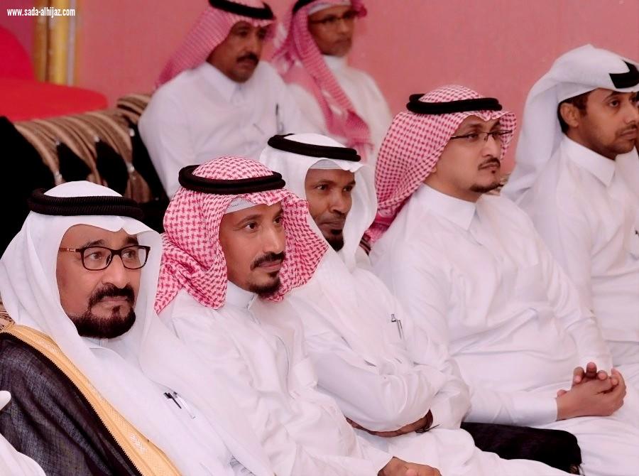 بالصور مدير مكتب تعليم صامطة يرعى حفل تكريم المشرفين التربويين والمرشدين الطلابيين المتقاعدين