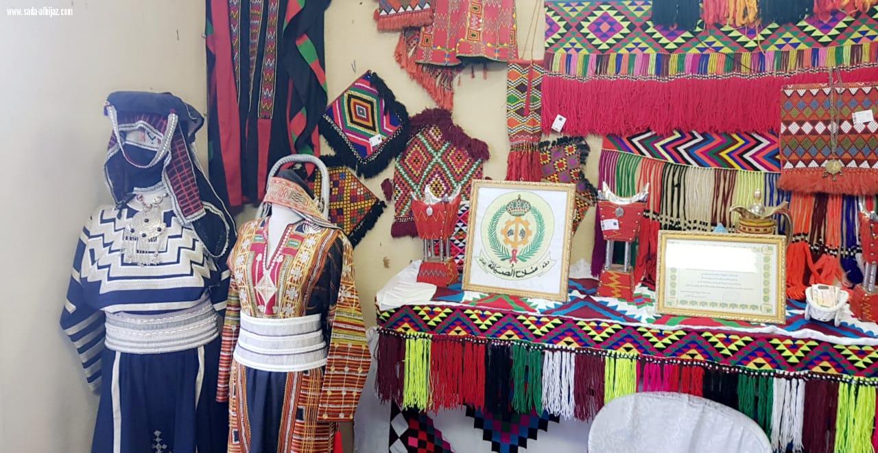 ايقونه التراث مقبوله الثبيتي في الطائف