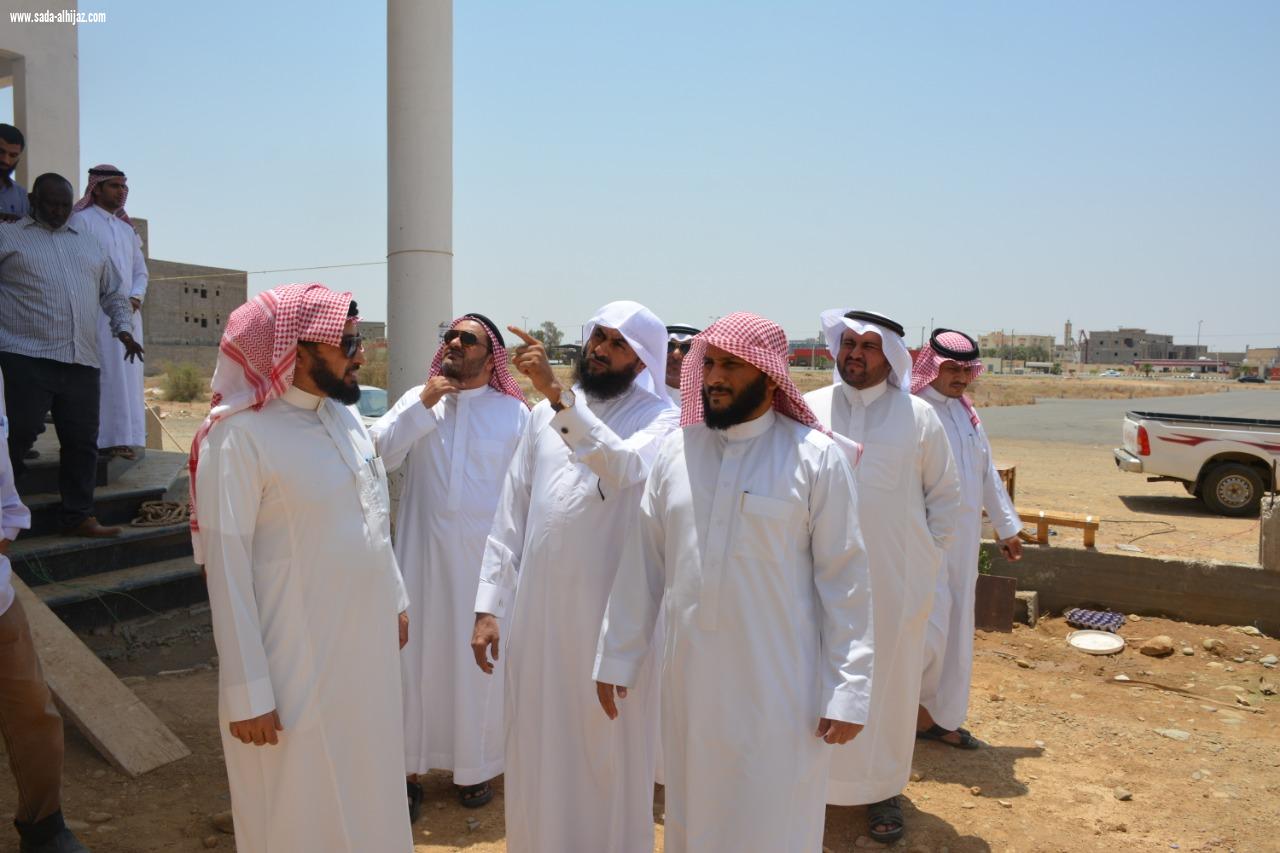 المدخلي يتفقد جامع الأمير سلطان بضمد