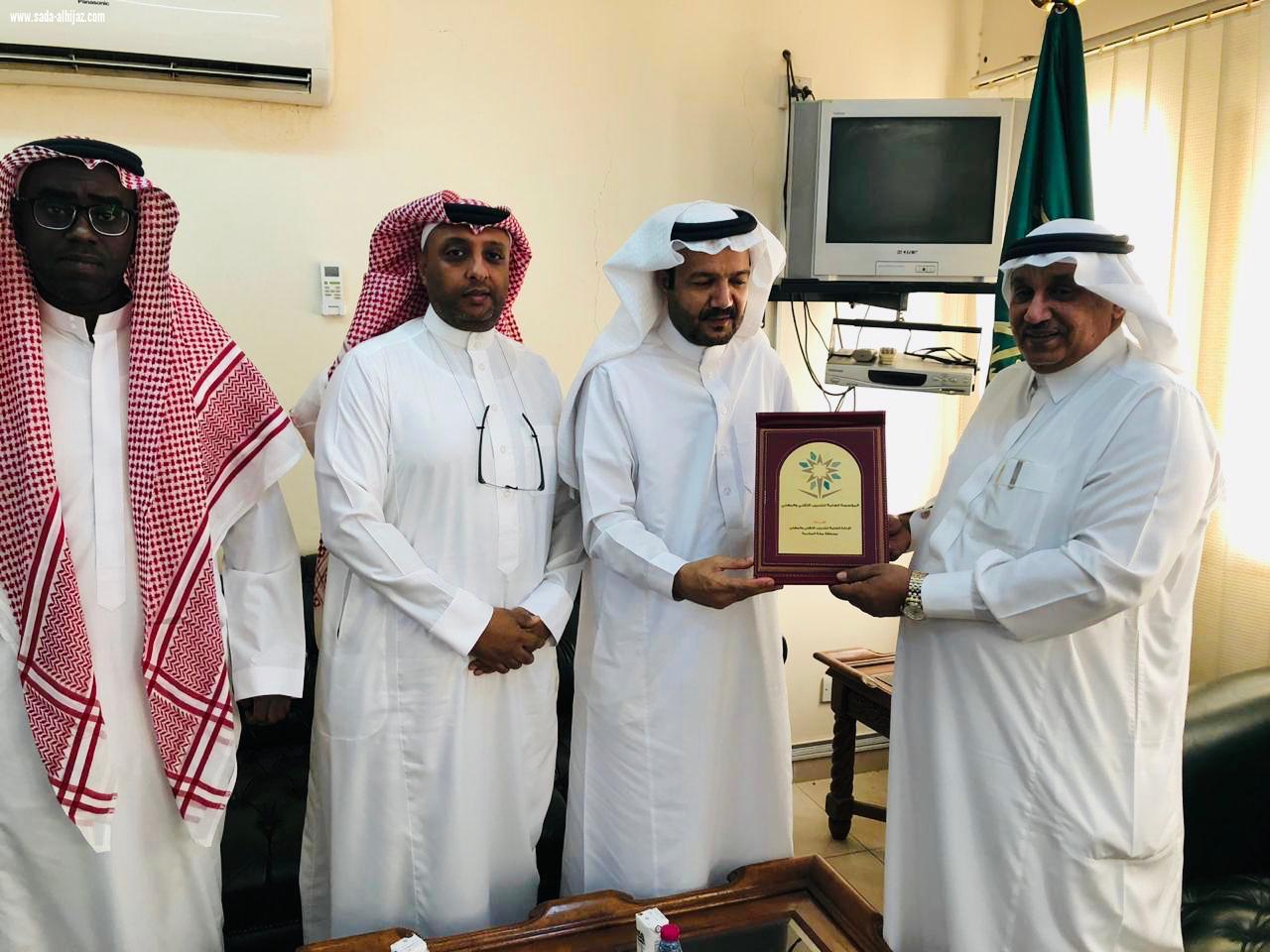 تعاون بين هلال السعودية والتدريب التقني والمهني بمكة في الطوارئ والتدريب