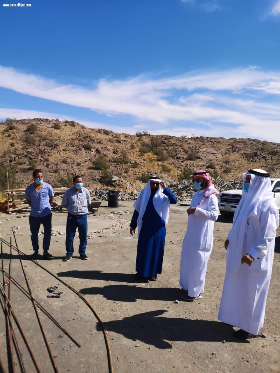 بلدي الباحة يبدي مقترحاته وملاحظاته على مشروعات تنفذها أمانة منطقة الباحة .. 