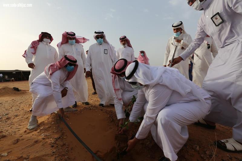 محافظ دومة الجندل يدشن المرحلة الثانية من منتزه الأضارع البري