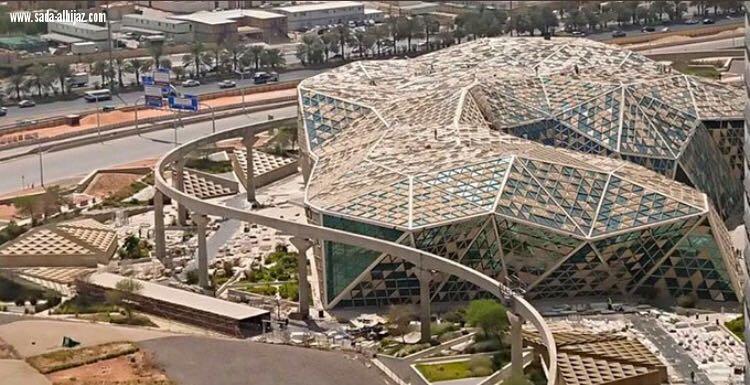 ‏استعدادات ⁧‫#هيئة_الإعلام_المرئي_والمسموع‬⁩ لانطلاق ⁧‫#السينما_السعودية‬⁩ اليوم الموافق 18/4/2018 _2/8/1439 .