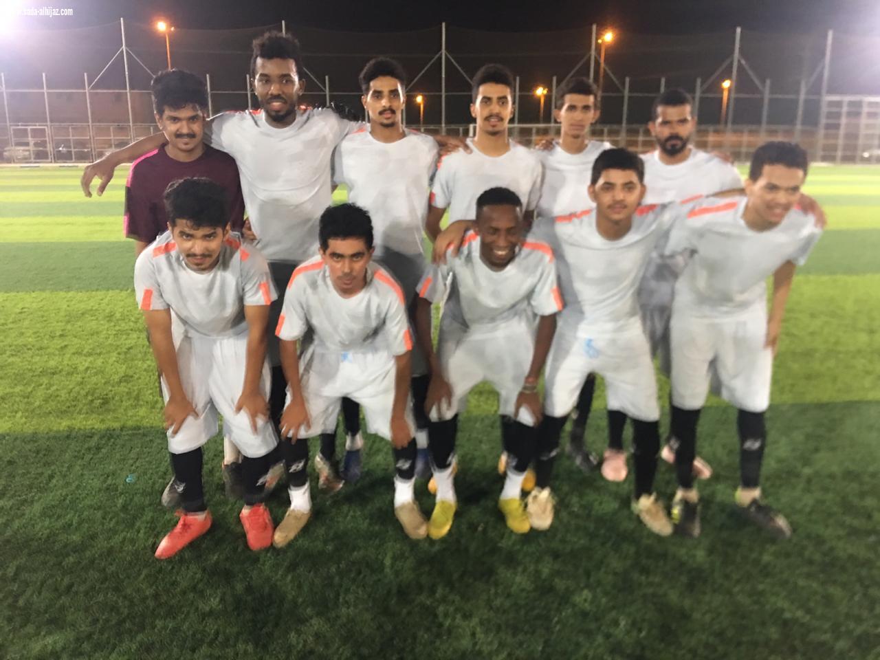 في رابع ايام بطولة الحد الجنوبي الاولى تختتم بتأهل النجامية و نابولي المباركة و عربي المباركة  الى دور ١٦