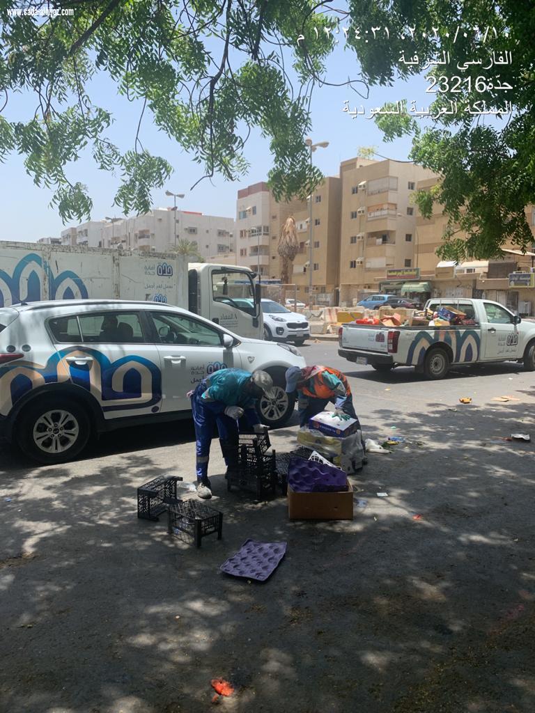 بلدية الشرفية تواصل حملتها على المباسط وتصادر طن من الخضروات والفواكه