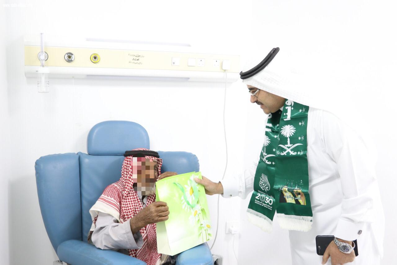 مستشفى الملك فهد بالمدينة يحتفل باليوم الوطني ويشارك المرضى فرحة الوطن .