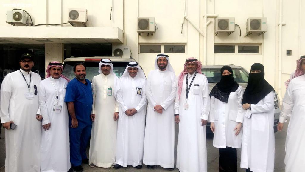 وزير الصحة في مستشفى العزيزية  للاطفال بجدة