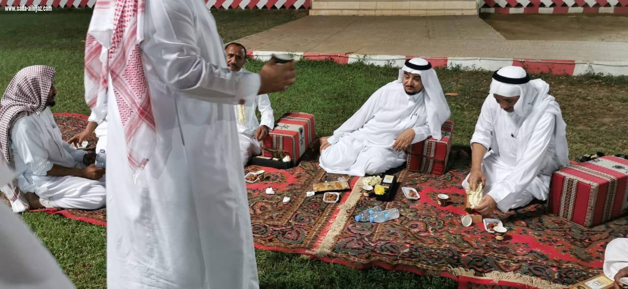 تنمية محافظة الطوال  تقيم حفل معايدة لخريجي المعهد العلمي للعام ١٣٩٤/ ١٣٩٥ للهجرة