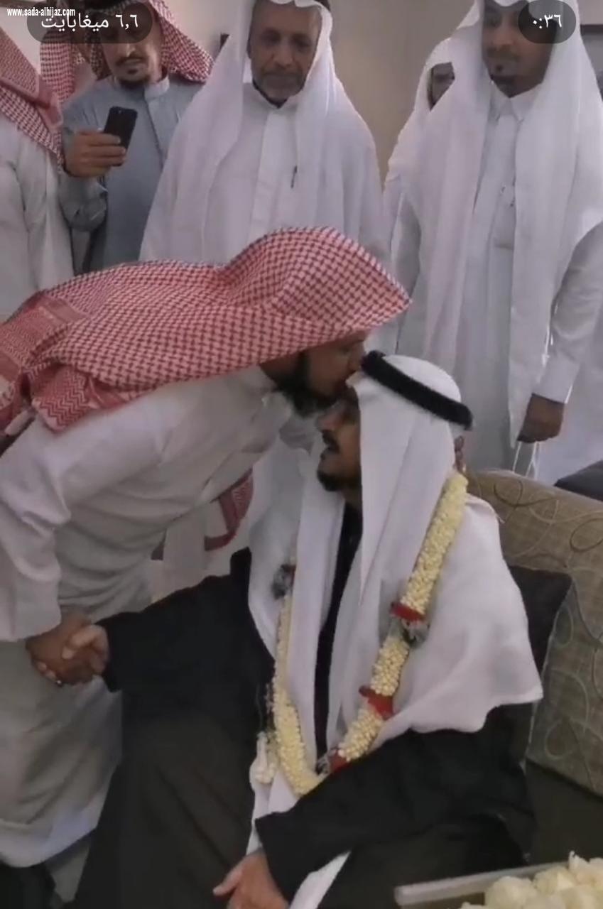 مشايخ وأعيان وابناء محافظة الطوال يستقبلون الدكتور عبدالرحمن ناشب بعد فترة علاجه بالرياض