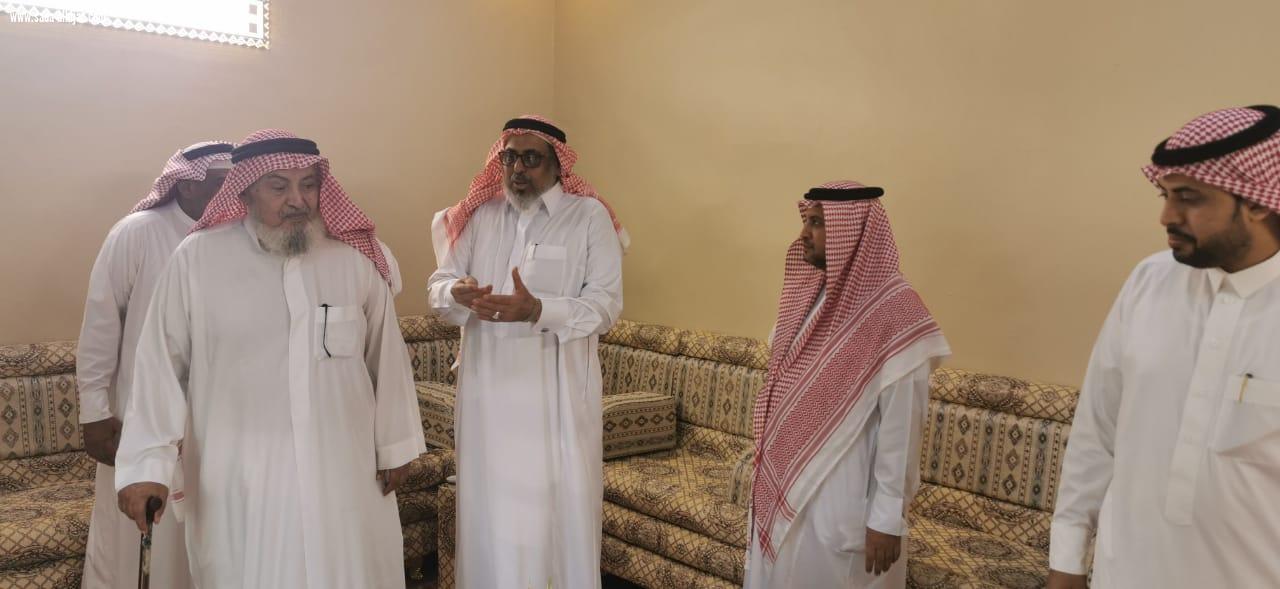 شيخ شمل آل عيسى بني حمد وشيخ الطواهرة آل ناشب يقومون بزيارة شيخ شمل آل مشهور بعد عودته من الرياض