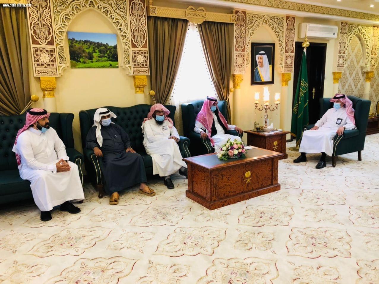 محافظ المندق يشيد بالدعم السخي من خادم الحرمين  الشريفين وسمو ولي عهدة لجمعيات البر الخيرية 
