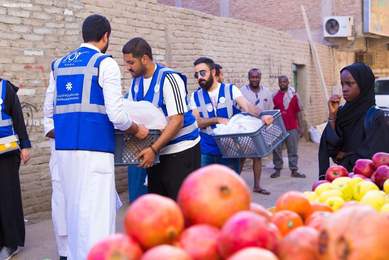 مجموعة حيث الانسان التطوعية تقيم  مبادرة مجتمعية بعنوان عطاءٌ مستمر