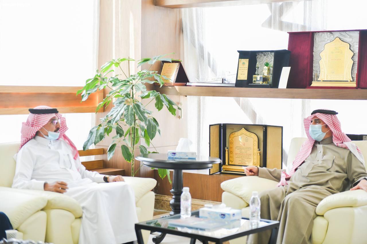 جامعة الباحة تبرم مذكرة تفاهم مع الغرفة التجارية الصناعية بالمنطقة 