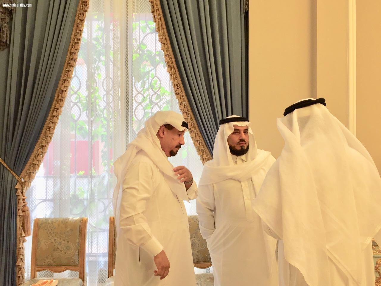 على هامش تكريمه من قبل أصدقاءه المنظمة العربية الأوربية للبيئة تكرّم محمد الراجحي 