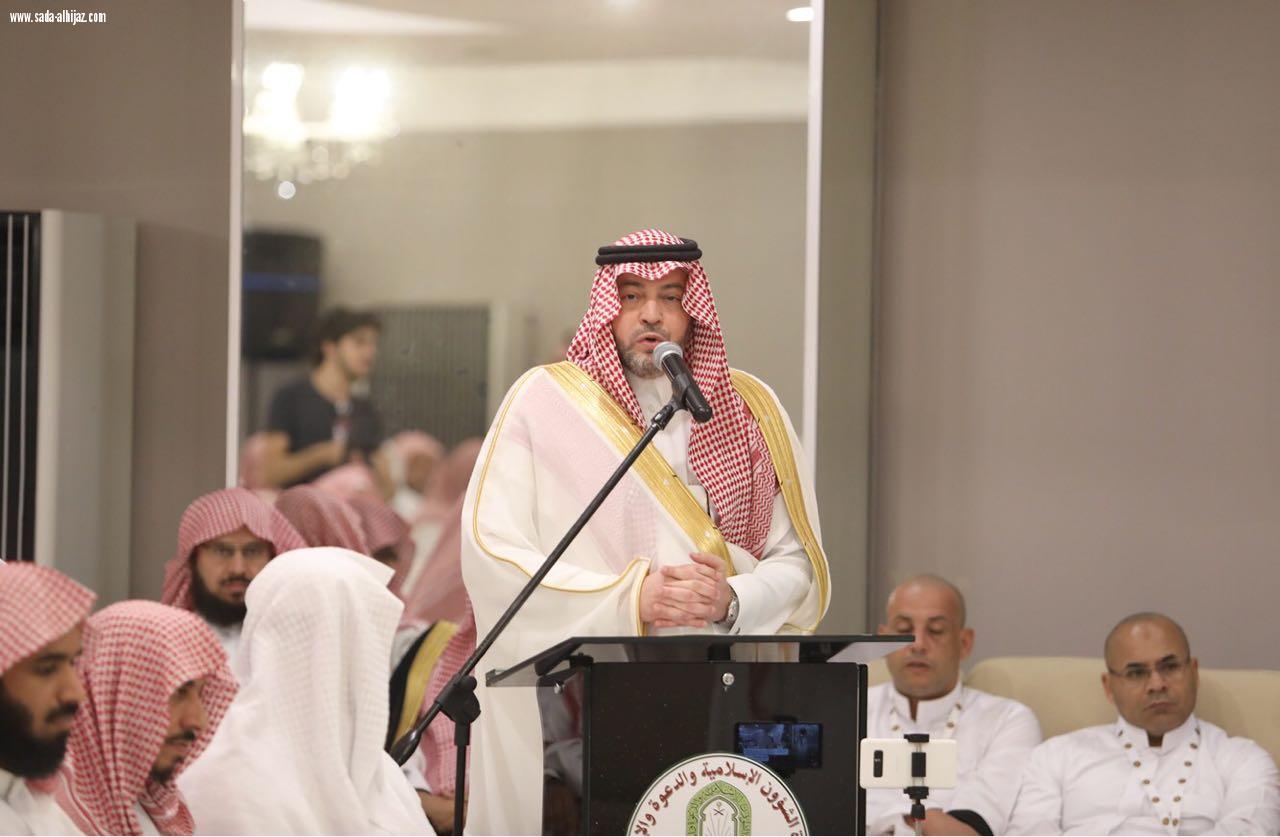 الدكتور عبد اللطيف آلِ الشيخ المملكة قوية بدينها وقيادتها وشعبها وبالمسلمين في العالم لأنها تحكم شرع الله وتنشر كتابه وتبعث الدعاة