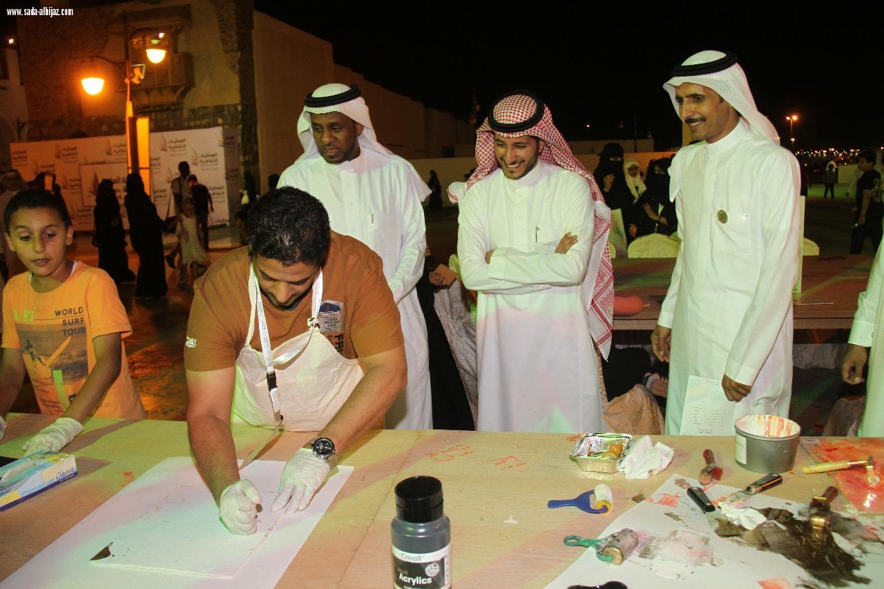 قدمت ١٦ ورشة في الفنون التفاعلية والرسم والسينما هيئة الثقافة تختتم فعالياتها الثقافية بالمدينة المنورة وسط حضور ما يقارب 13 ألف زائر...