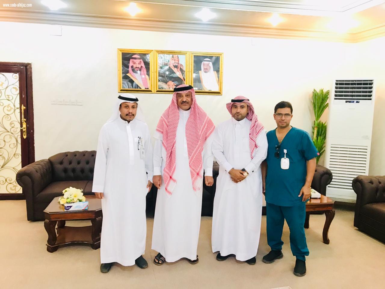 محافظ صامطة زعلة يستقبل الحكمي مدير شئون المراكز الصحيه بالقطاع الجنوبي