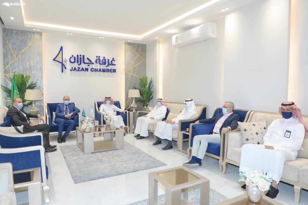 بحث تنسيق الجهود وتعزيز التعاون المشترك أمين عام غرفة جازان يلتقي ممثلي المنظمة العربية للسياحة