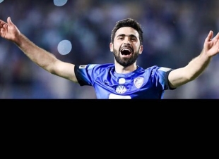 خربين الهلال ينافس عموري على جائزة أفضل لاعب في آسيا