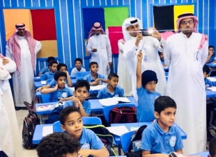 مدرسة البراء بن مالك تحقق المركز الثاني في جائزة وسام التميز ..