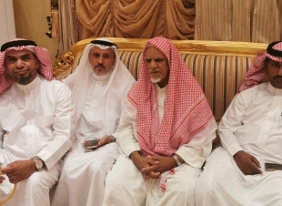 شيخ شمل آل عيسى بني حمد وشيخ الطواهرة آل ناشب يقيمون مأدبة عشاء بمناسبة شفاء الدكتور عبدالرحمن ناشب
