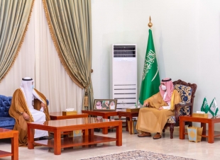 سمو أمير منطقة الجوف يستعرض مشاريع الكهرباء بالمنطقة