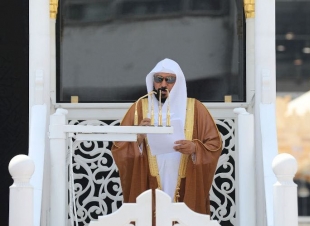 امام الحرم المكي للمعلمين تقومون مقام نبي الأمة ومهنتكم من اشرف المهن