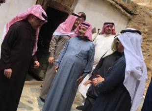 رئيس المنظمة العربية للسياحة يزور قصر بن رقوش وقرية الاطاولة الاثرية