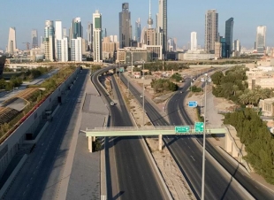الكويت: تمديد الحظر الجزئي حتى نهاية رمضان