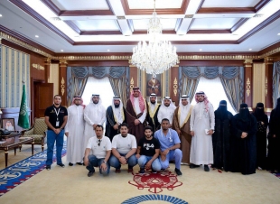 ‏سعود بن خالد الفيصل يدشن المنصة الإلكترونية للأعمال التطوعية للجهات الحكومية والجمعيات الخيرية والفرق التطوعية بمنطقة المدينة المنورة .
