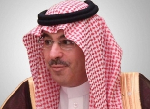 وزير الإعلام  إنشاء مجمع خادم الحرمين للحديث النبوي  إنجاز عظيم