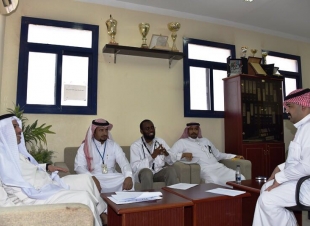 صحي هديب يزور المدارس لتطبيق عمل الصحة المدرسية