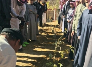 سياحة الطائف  تنظم فعاليةتقليم الورد بمشاركة 60 طالباً