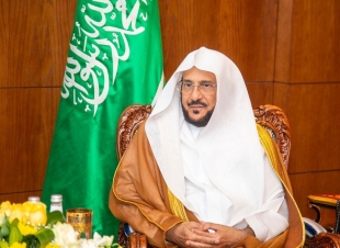 استمراراً لدور منابر الجمعة في التوعية بخطر الجماعة المنحرفة وبيان خطرها على الدين والأوطان