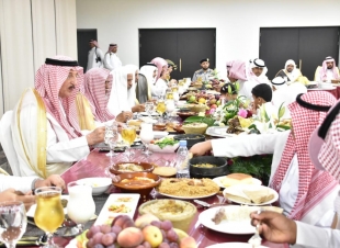 سمو أمير منطقة جازان يستقبل المهنئين بعيد الأضحى المبارك
