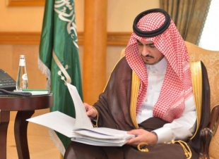 الأمير بدر بن سلطان بن عبدالعزيز يستقبل مدير التدريب التقني بمكة المكرمة