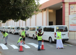عمل تطوعي طلاء لبعض المطبات الغير واضحة بالتعاون مع مؤسسة سالم بن محفوظ وكلية المجتمع بالطائف وفريق عمق بجمعية البر الخيرية