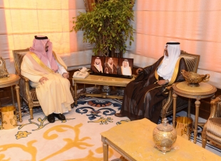 أمير عسير يستقبل مدير جمرك مطار أبها 