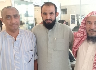 رئيس التنمية الاجتماعية بمحافظة الطوال يزور الظافري بمستشفى الملك فهد بجدة