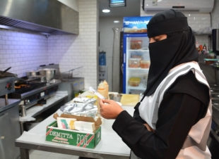 أمانة الشرقية تنفذ أكثر من 10300 جولة رقابية على المنشآت التجارية وتغلق 145 منشأة مخالفة خلال أسبوع